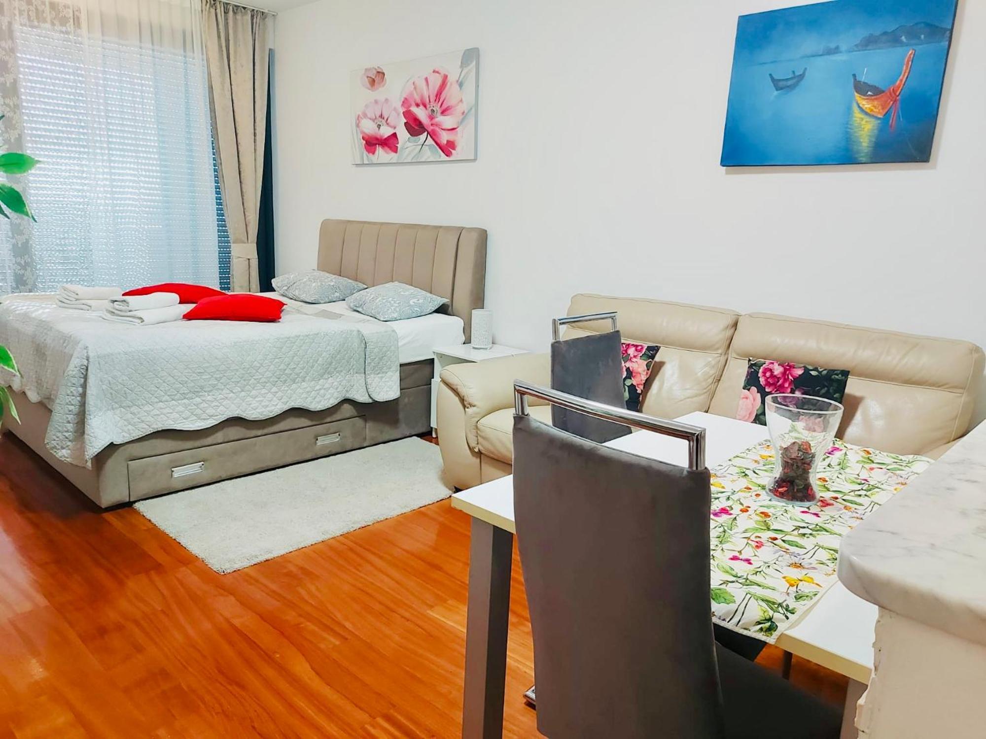 Nova Galerija West App Mary - Parking In Garage Apartment Zagreb Ngoại thất bức ảnh