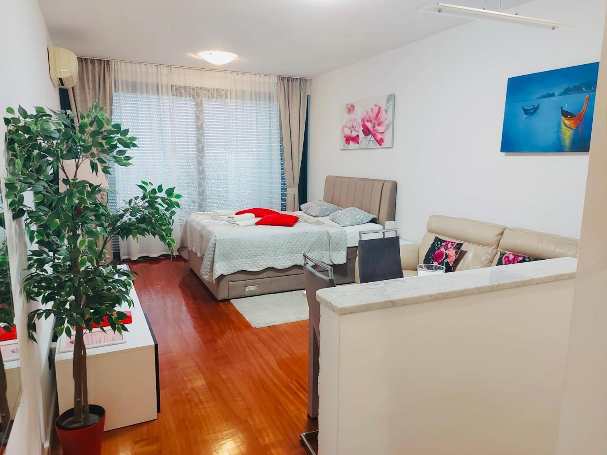 Nova Galerija West App Mary - Parking In Garage Apartment Zagreb Ngoại thất bức ảnh