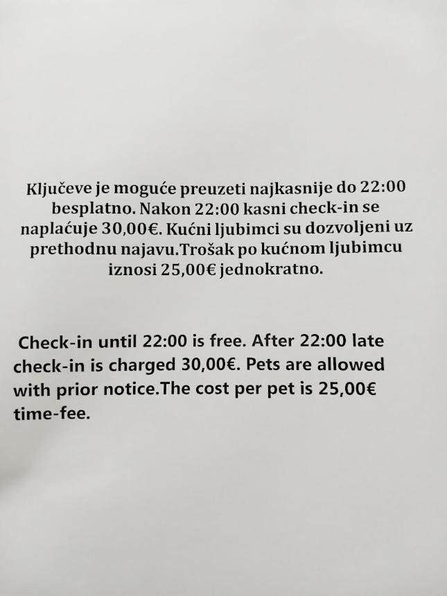 Nova Galerija West App Mary - Parking In Garage Apartment Zagreb Ngoại thất bức ảnh
